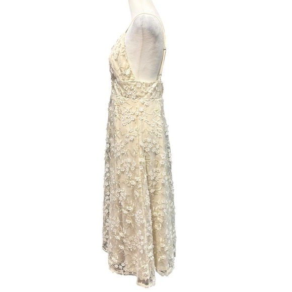 LULUS Flourishing Kiss Cream Floral Embroidered Floral Lace Midi Dress EC Sz L - Picture 6 of 10
